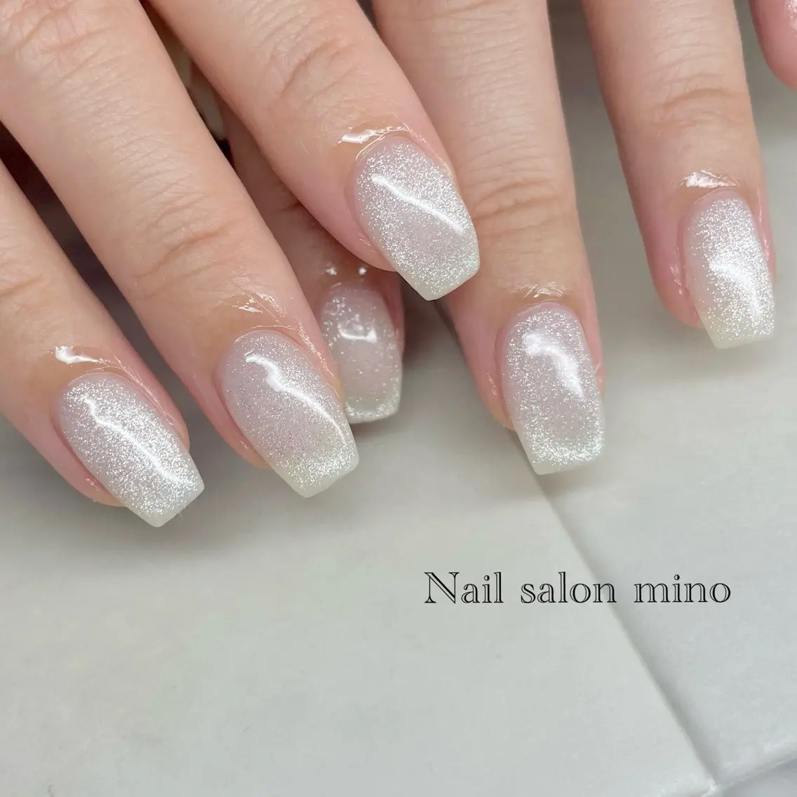 【ご新規様限定✨オフ無料&ケア込】選べるカラーのマグネットネイル💅の写真