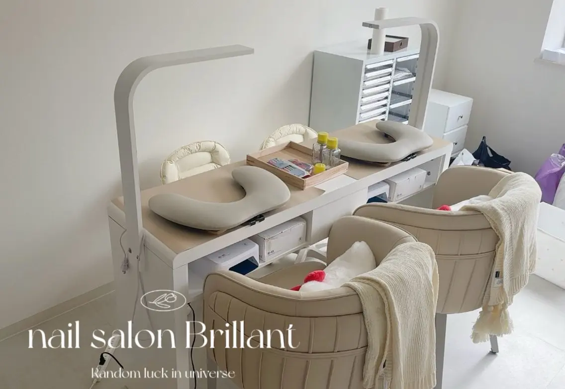 ネイル シンプルネイル nail salon Brillantのネイルデザイン
