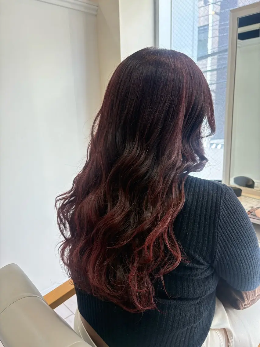 ロング カラー アベ ミスズのヘアスタイル