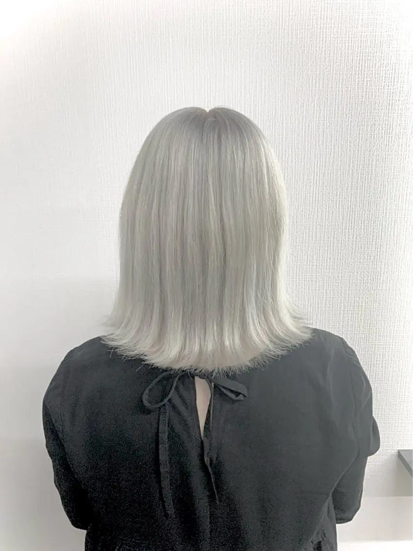 【🔹人気No.1🔹】 💙ケアブリーチカラー💙毛量調整カット付きの写真
