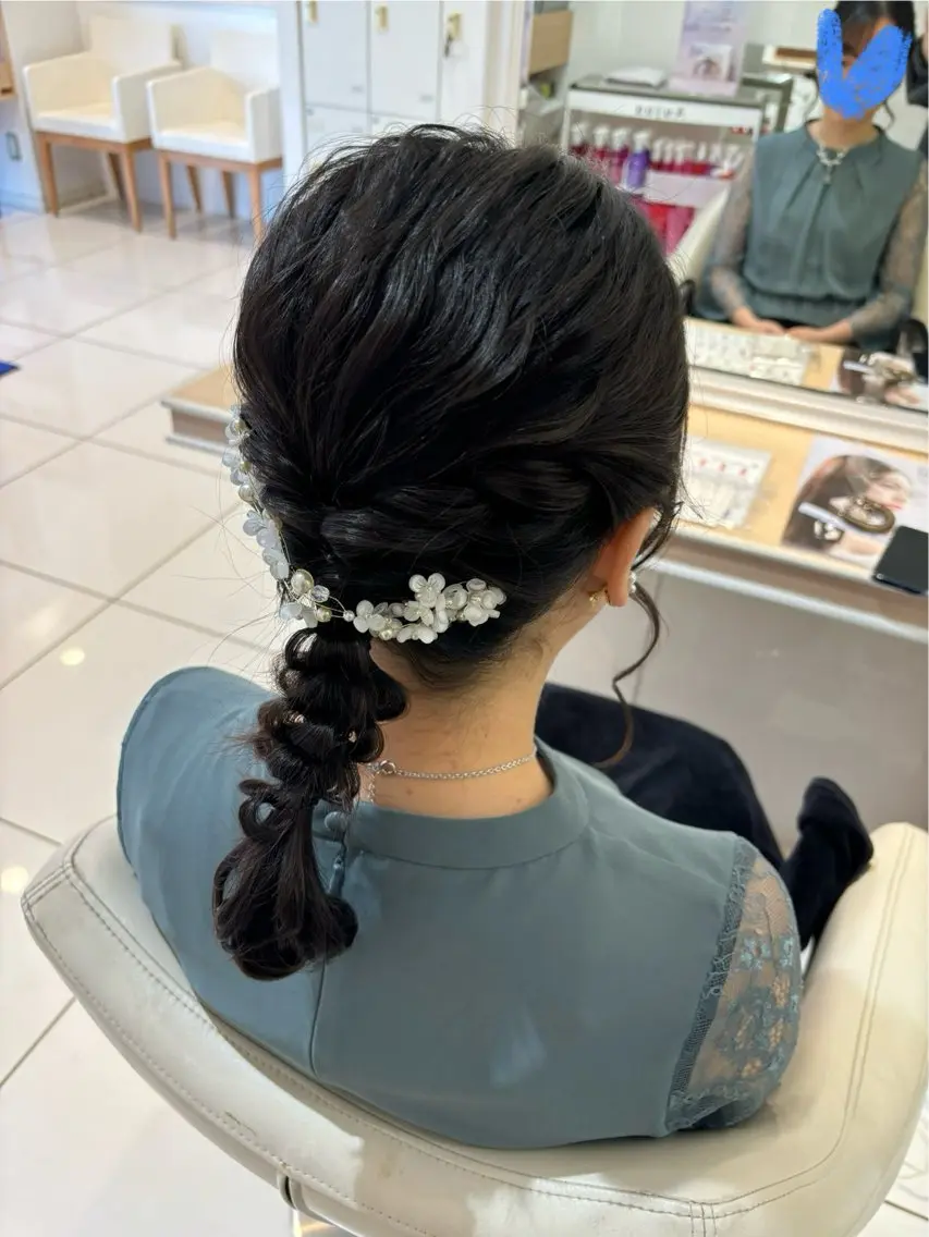 セミロング ヘアアレンジ ヘアセット 宮永 璃沙のヘアスタイル
