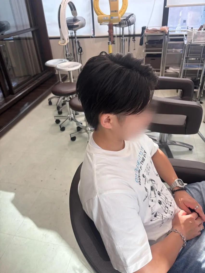 メンズ センターパート WiLL 梶岡日菜のヘアスタイル