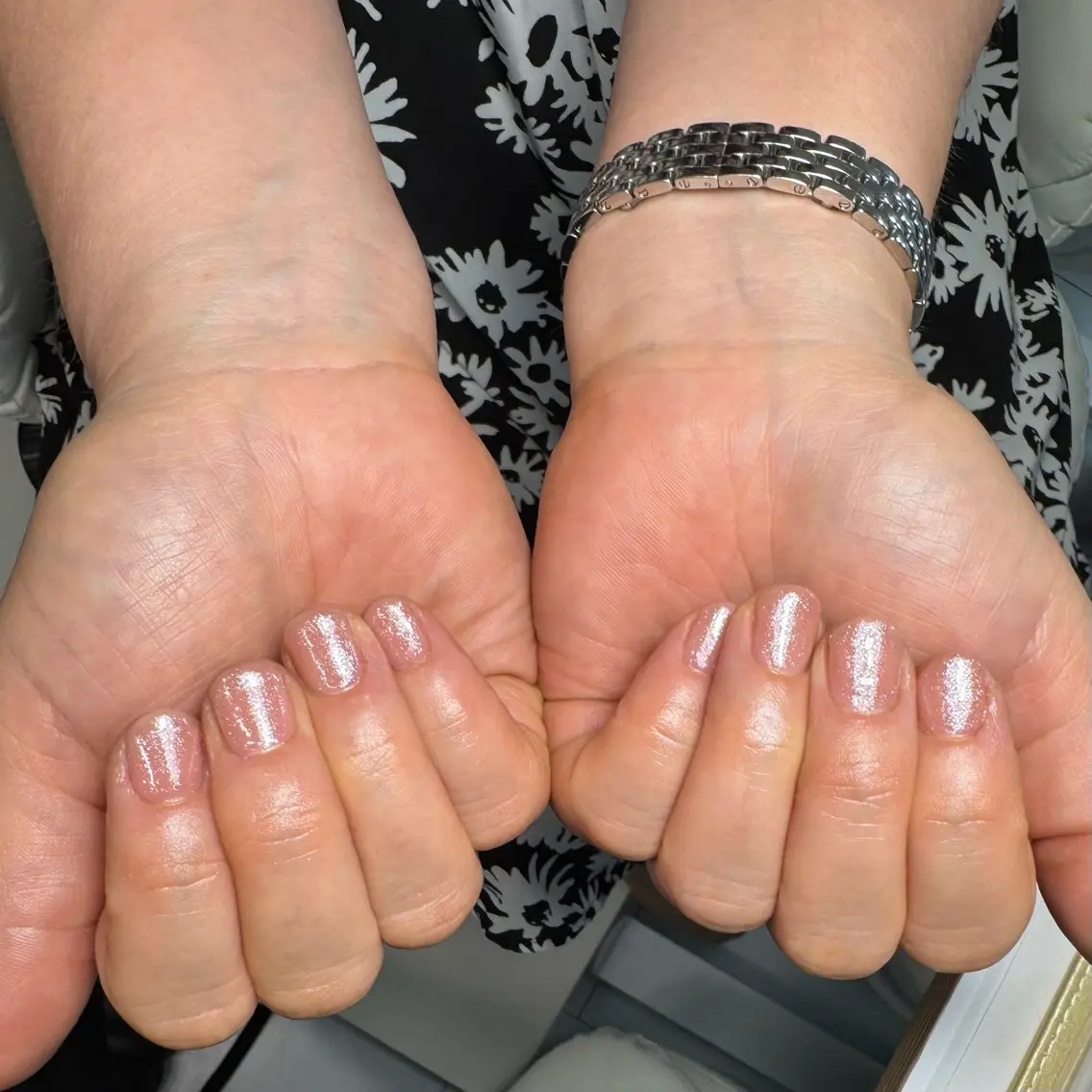 ネイル キラキラネイル ピンク ショートネイル MYS nailbeautyのネイルデザイン