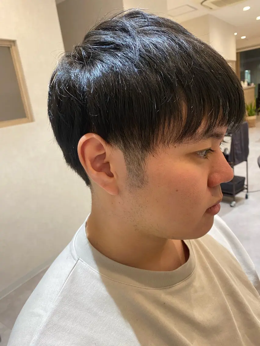 カラー メンズ yuzuki Agu臼井のヘアスタイル