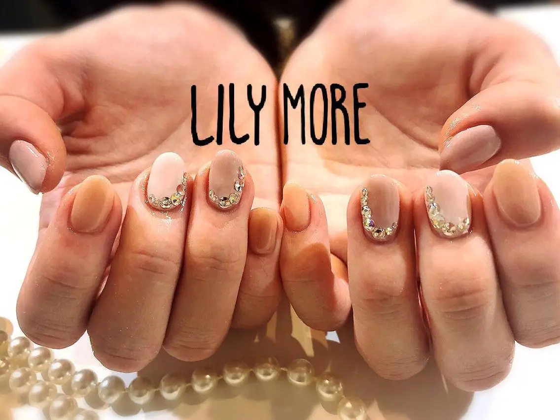 ネイル シンプルネイル Lily closetのネイルデザイン
