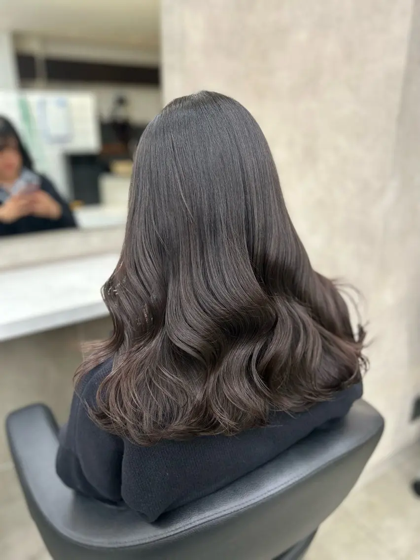 ロング カラー パーマ ヘアアレンジ メンズ キッズ カット トリートメント ブリーチなしカラー/ ブラウン/レイヤーのヘアスタイル