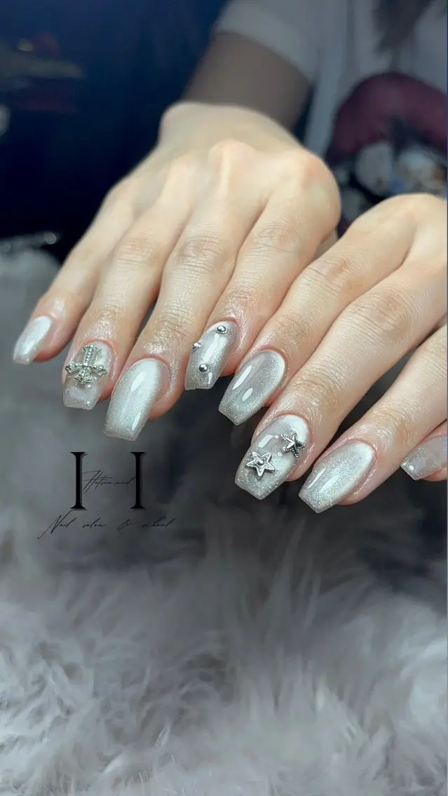 ネイル HatsuuNail salonアリスのネイルデザイン