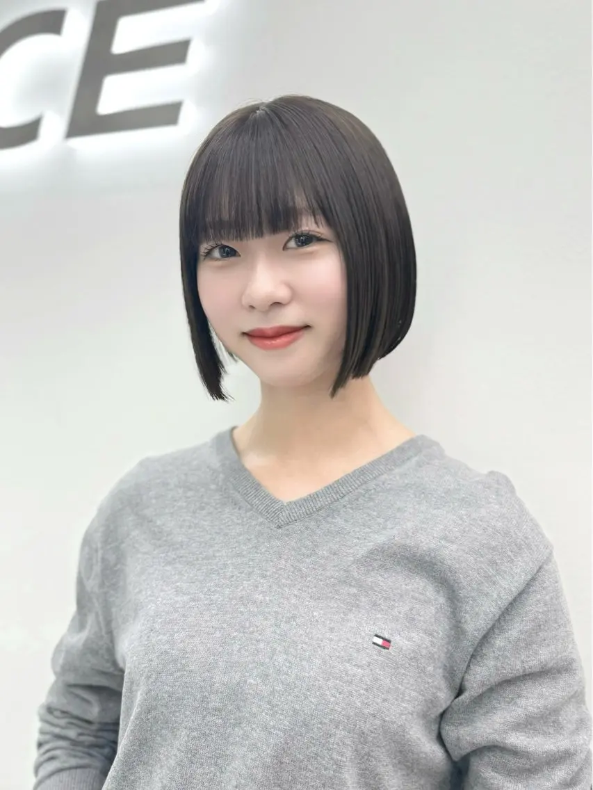 ショート カラー ヘアアレンジ 縮毛矯正🤍 ボブ/ HIKARIのヘアスタイル