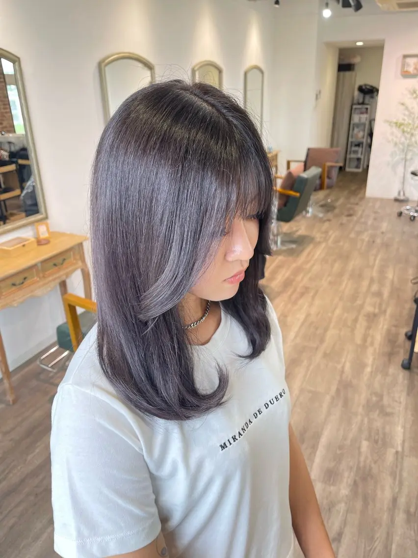 セミロング カラー ヘアカラー Felice Erikaのヘアスタイル