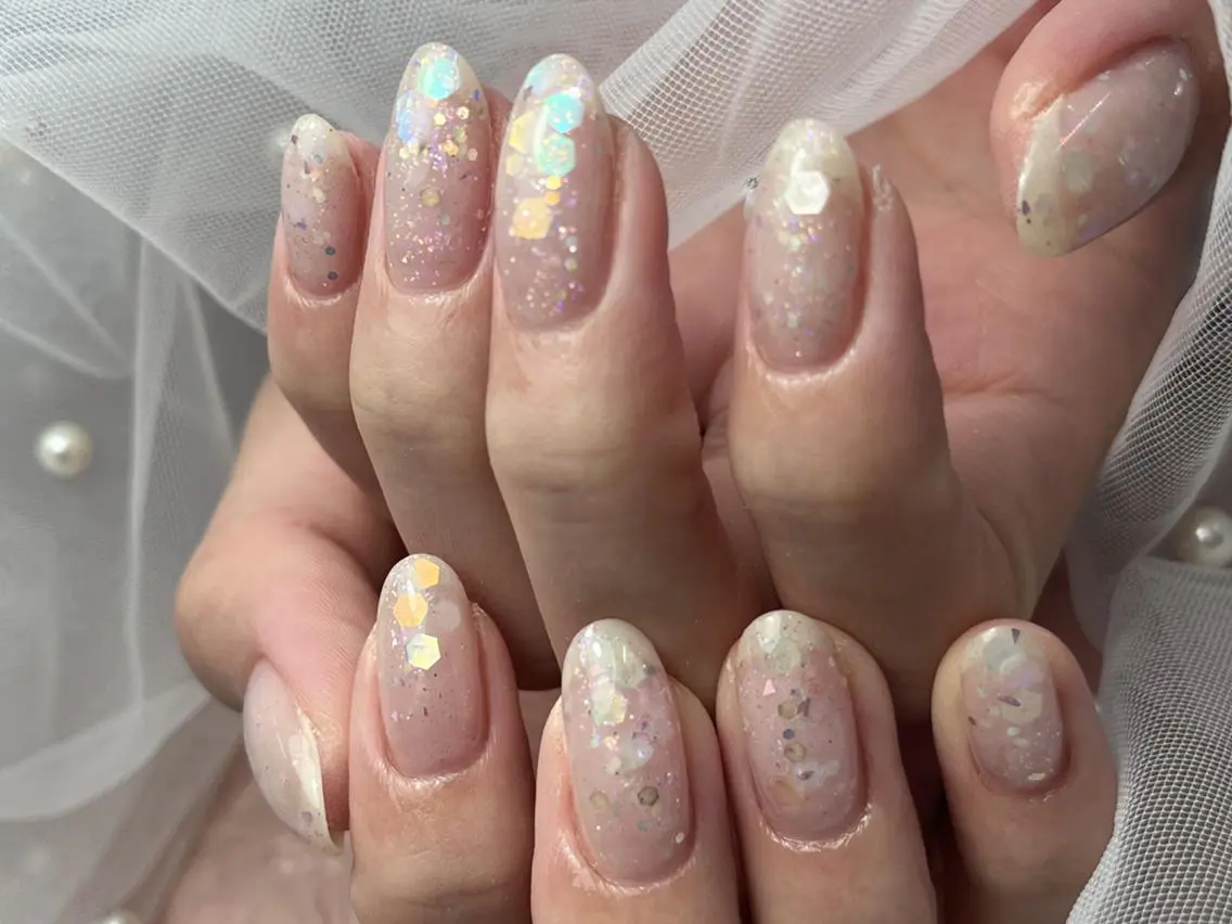 ネイル ラメ(グリッター) シンプルネイル ハンドネイル ハンドケア ToliyDeliy ネイルサロンのネイルデザイン