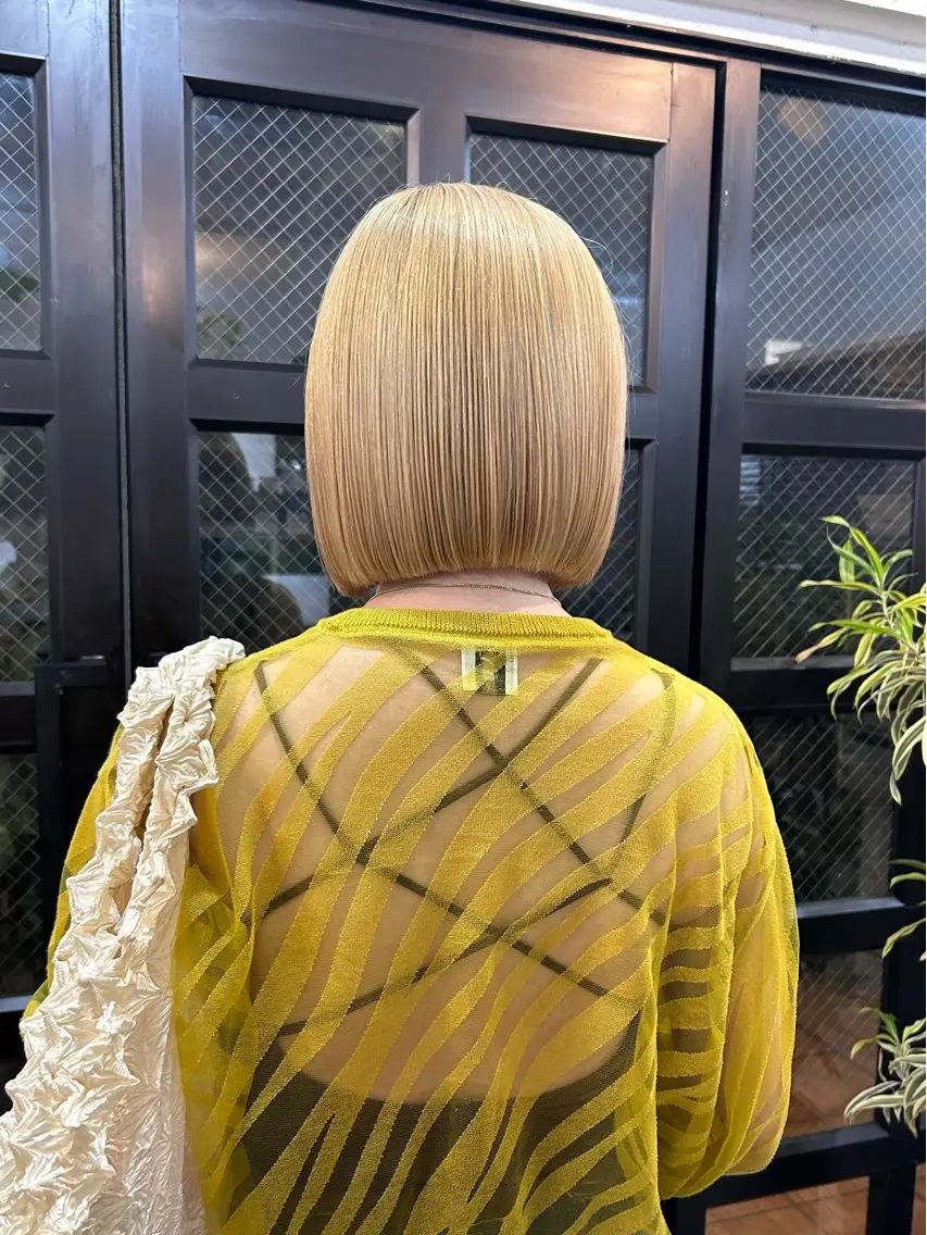 ショート カラー ~洗練ナチュラル~ 🪵 岡田 知佳のヘアスタイル