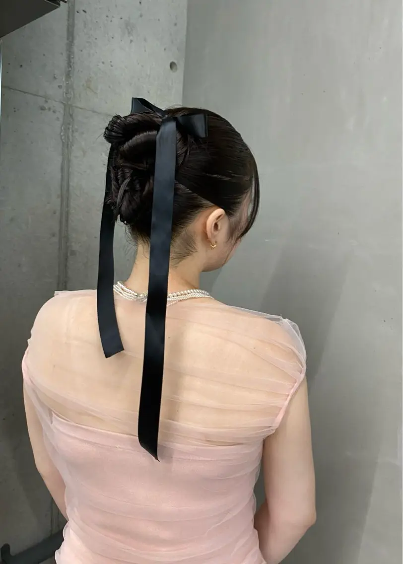 ロング カラー ヘアアレンジ ヘアセット mina 🌷のヘアスタイル