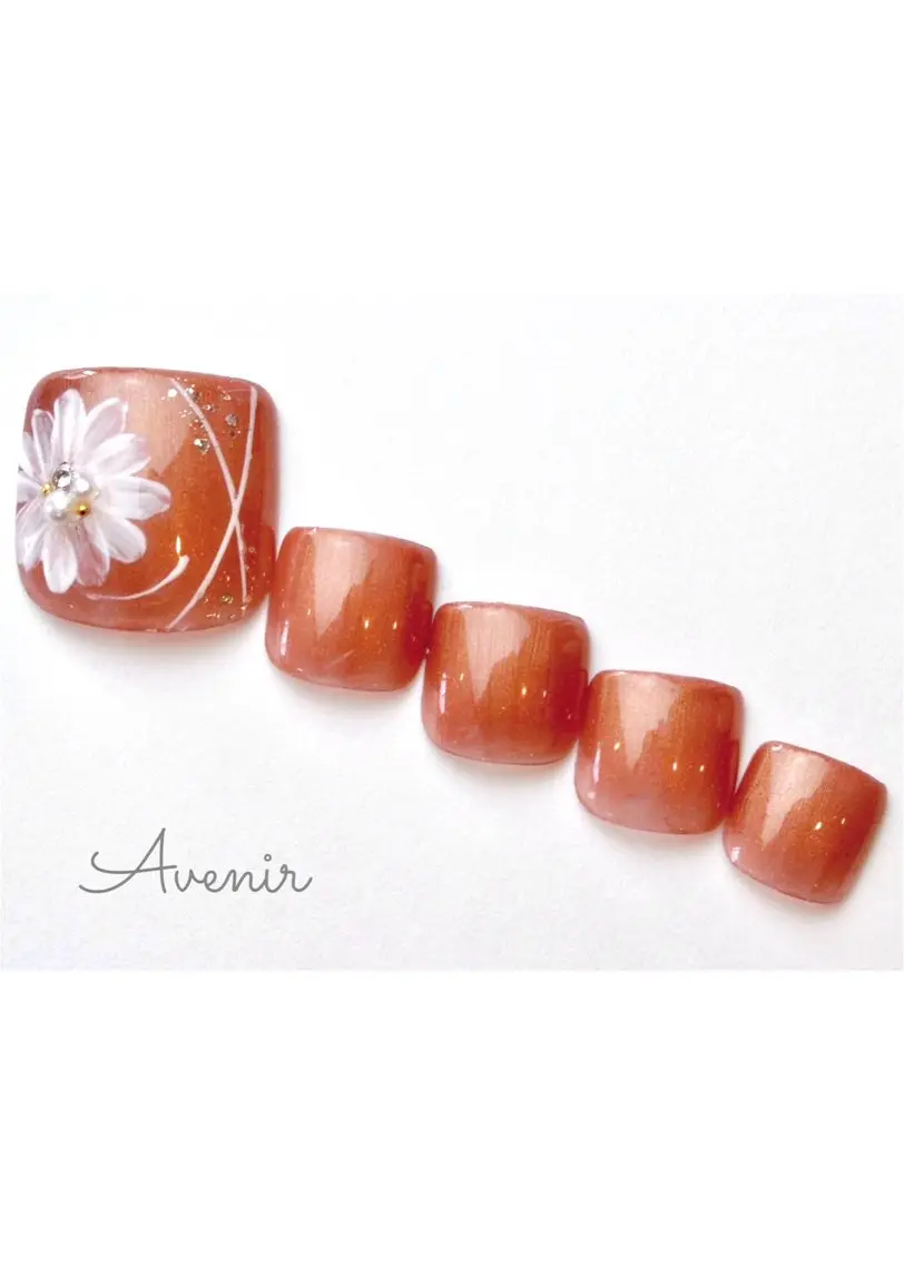 ネイル フットネイル Avenir 表参道 nail&eye予約のネイルデザイン