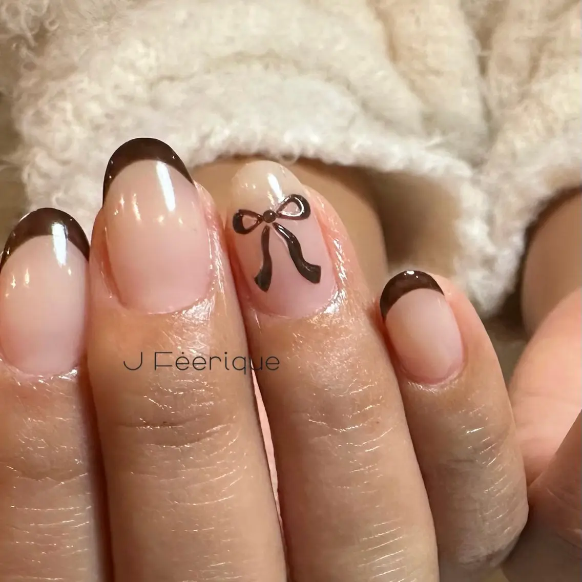 ネイル アートネイル フレンチネイル ぷっくりネイル リボン ハンドネイル ハンドケア Shiho 南森町/ネイルのネイルデザイン