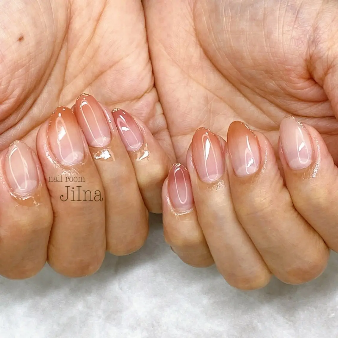 ネイル グラデーション JiIna nailのネイルデザイン