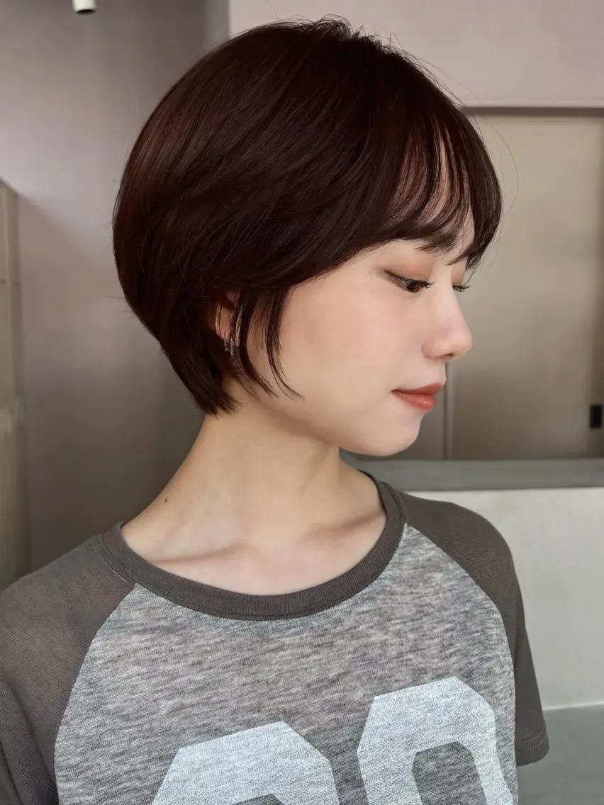 ショート カラー カット 渡邊 百咲のヘアスタイル