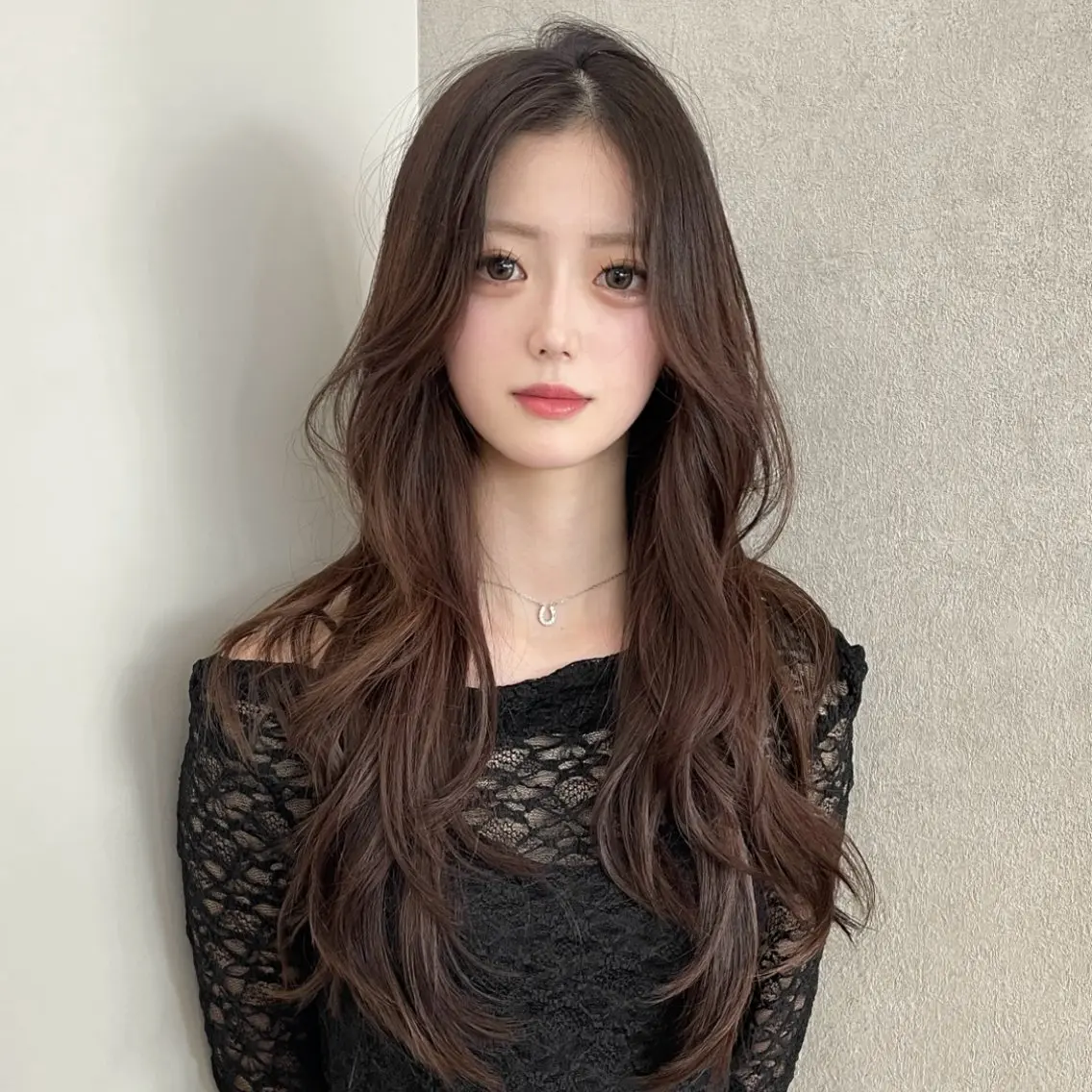 ロング カット ヘアカラー トリートメント ヘッドスパ ヘアセット ハッシュカット🖤✨ 顔周り/韓国ヘアのヘアスタイル