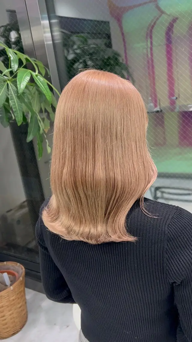 ロング カラー ヘアアレンジ ブロンド ハイトーンカラー ヘアカラー トリートメント ブリーチなしの達人 🌈KAITOのヘアスタイル