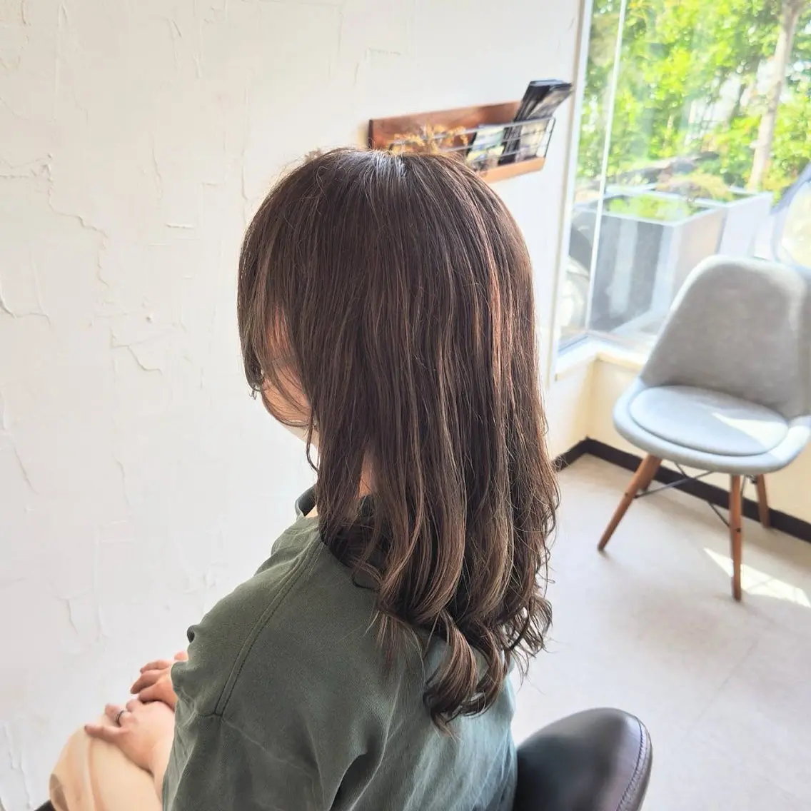 セミロング カラー 川村 瑠奈/艶髪/髪質改善のヘアスタイル