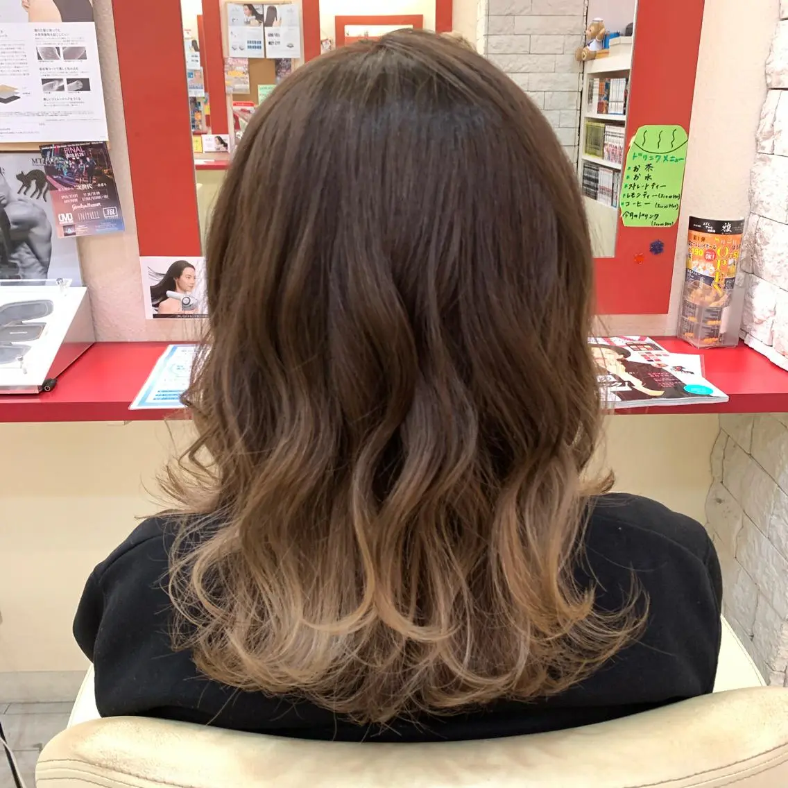 セミロング カラー ベージュカラー グラデーションカラー 櫻井 なんなのヘアスタイル
