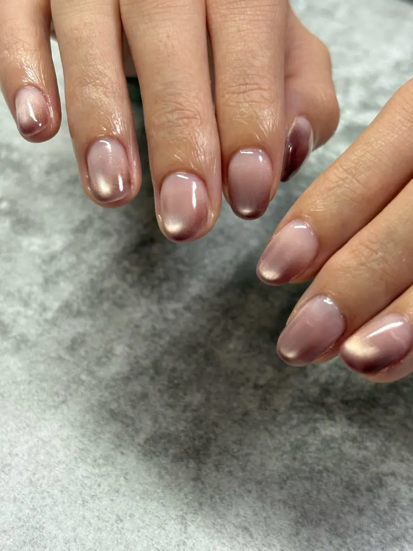 ネイル グラデーション オフィスネイル FIORITURA Maikoのネイルデザイン