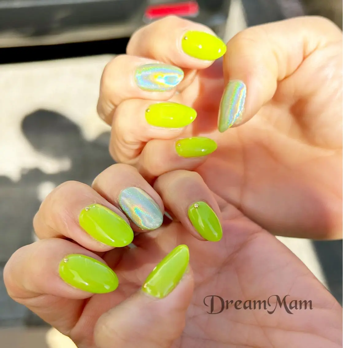 ネイル フットネイル フレンチネイル ジェルネイル キラキラネイル 韓国ネイル ハンドネイル Nail Salon Dream Mamのネイルデザイン