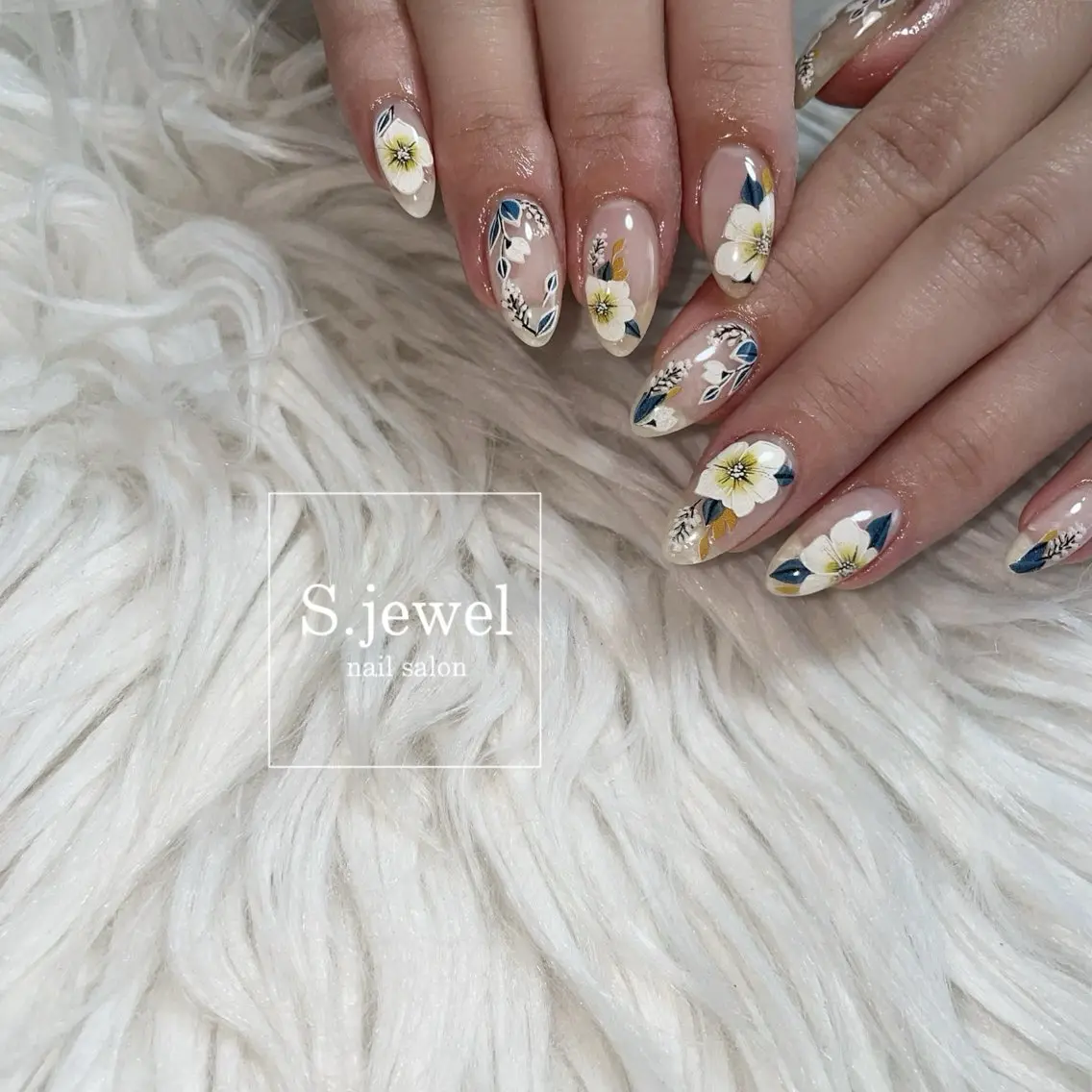 ネイル S. JEWELのネイルデザイン