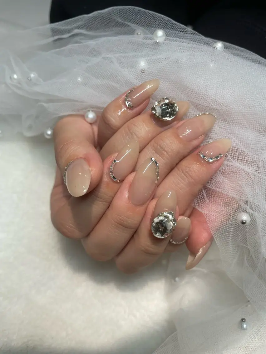 ネイル ハンドネイル I-nail Moeのネイルデザイン