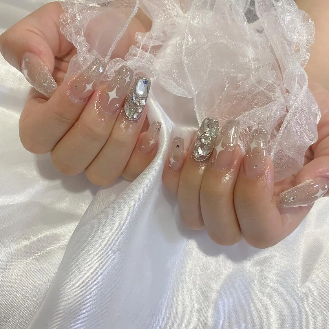 ネイル Limnail🤍 ayaのネイルデザイン