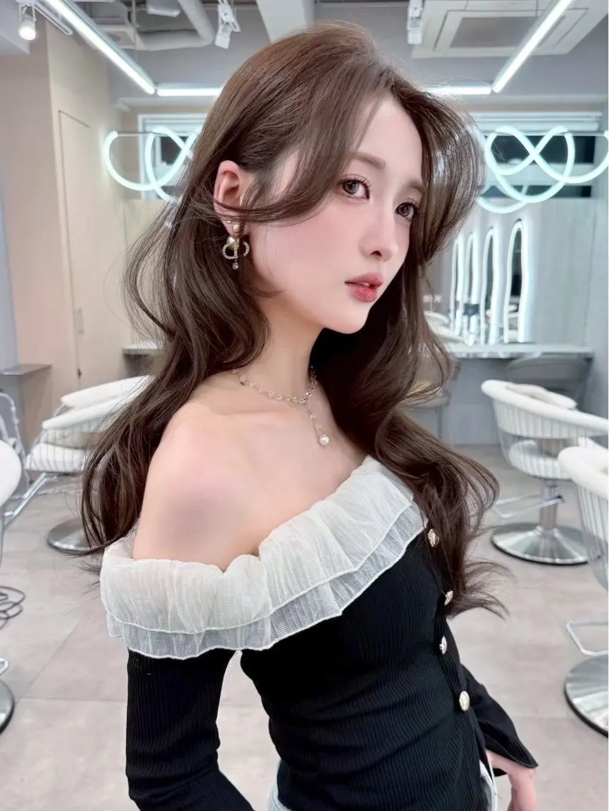 ロング カラー 【GLROW大宮】 reimi美髪カラーのヘアスタイル