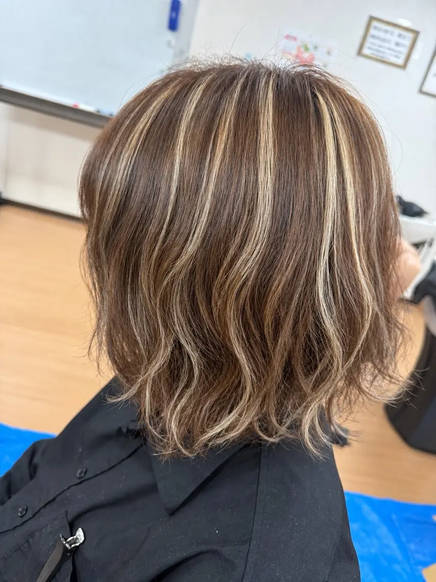 カラー 黒木 芽生のヘアスタイル