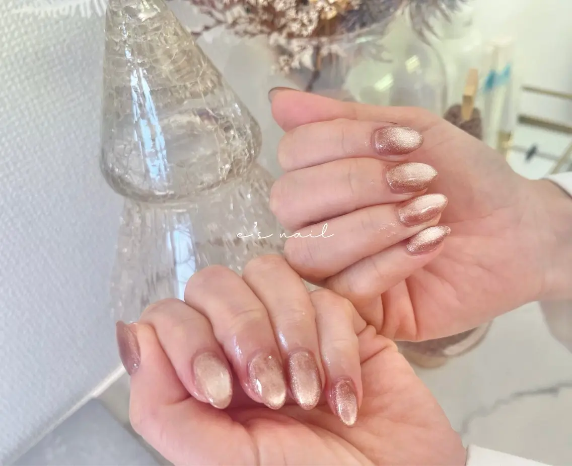 ネイル マグネットネイル ハンドネイル ハンドケア e’s nail Lumièreのネイルデザイン