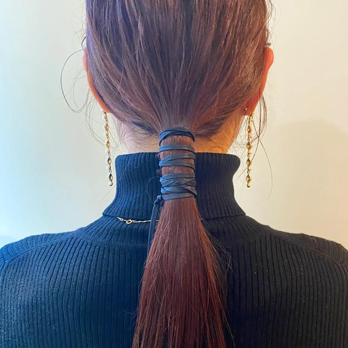 セミロング カラー ヘアアレンジ ブラウンカラー レッドカラー レッドブラウン ウルフカット モデル募集中!ミカのヘアスタイル