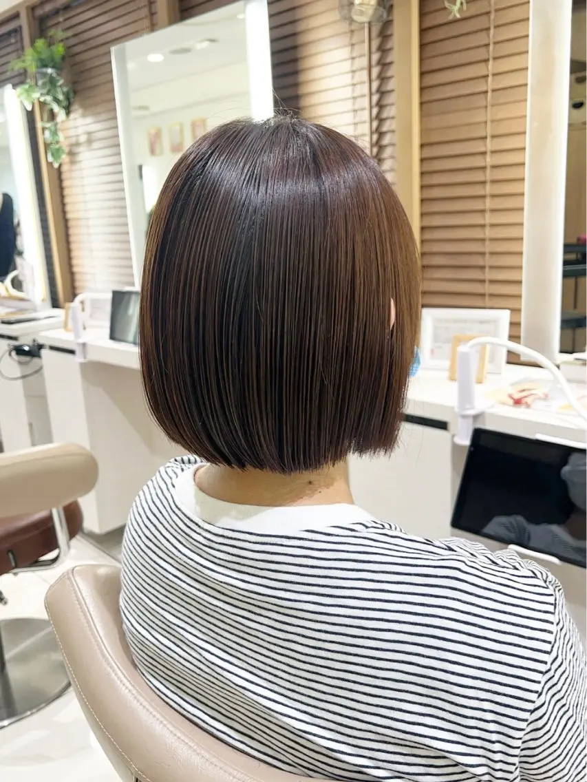 ショート ボブ カット 縮毛矯正 トリートメント 三箇島陽香/髪質改善 クロスパーマ縮毛矯正のヘアスタイル