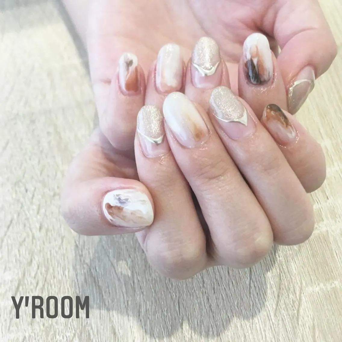 ネイル ジェルネイル ニュアンスネイル ワンカラーネイル パラジェル 夏ネイル ハンドネイル YUKA （ネイリスト）のネイルデザイン
