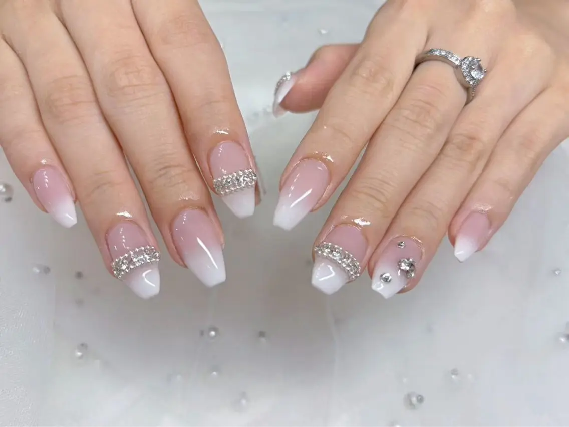 ネイル ハンドネイル L&Y Nail salonのネイルデザイン