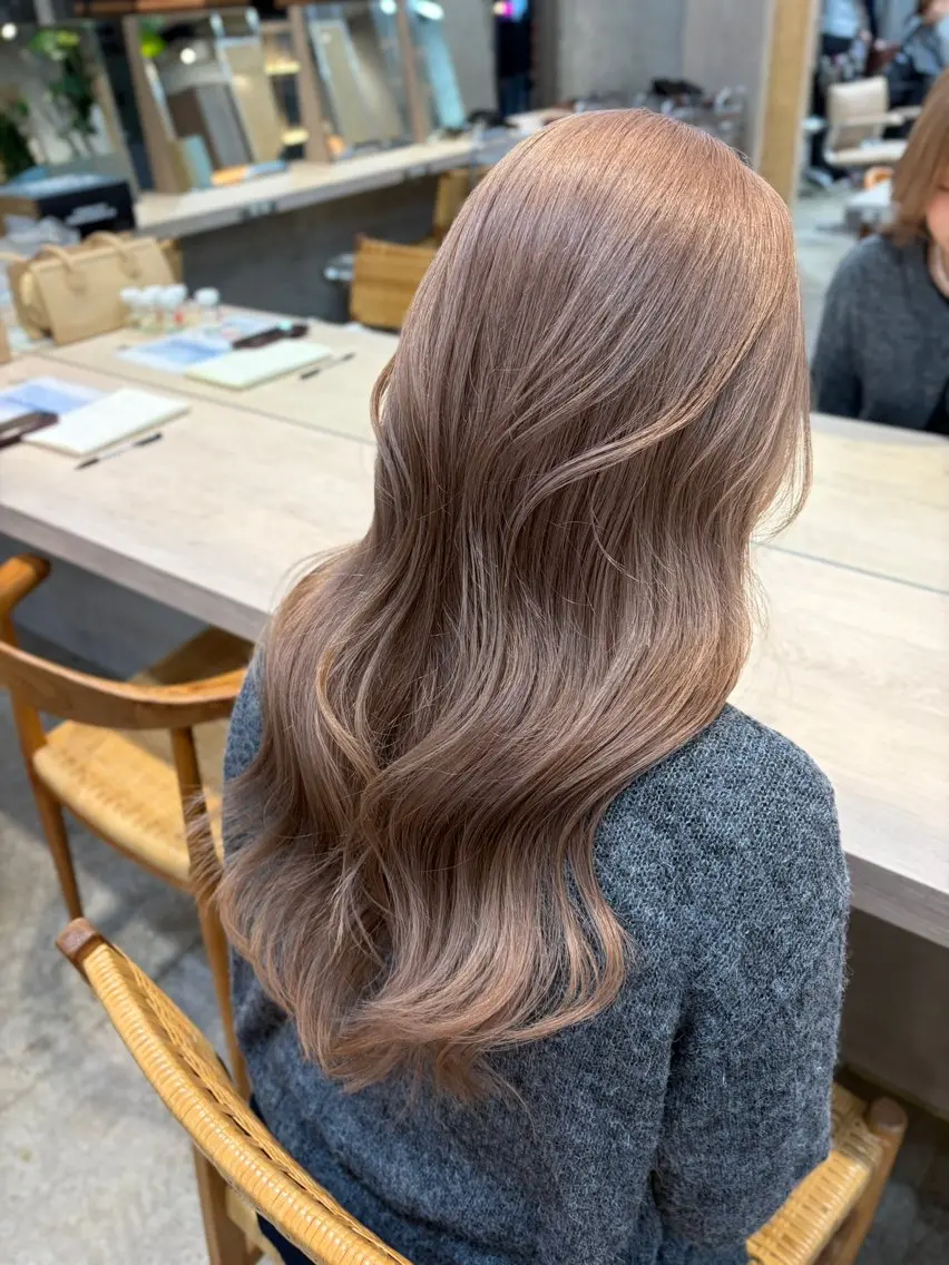 ロング ヘアカラー 艶々ブリーチ職人🎀 あげは💖のヘアスタイル