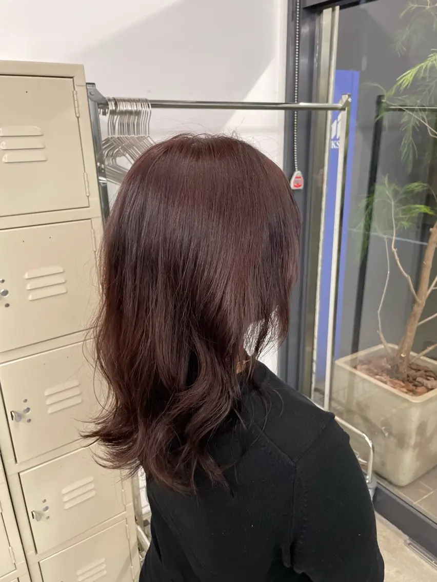 セミロング 【お洒落パーマ】 Elme　肥塚康汰郎のヘアスタイル