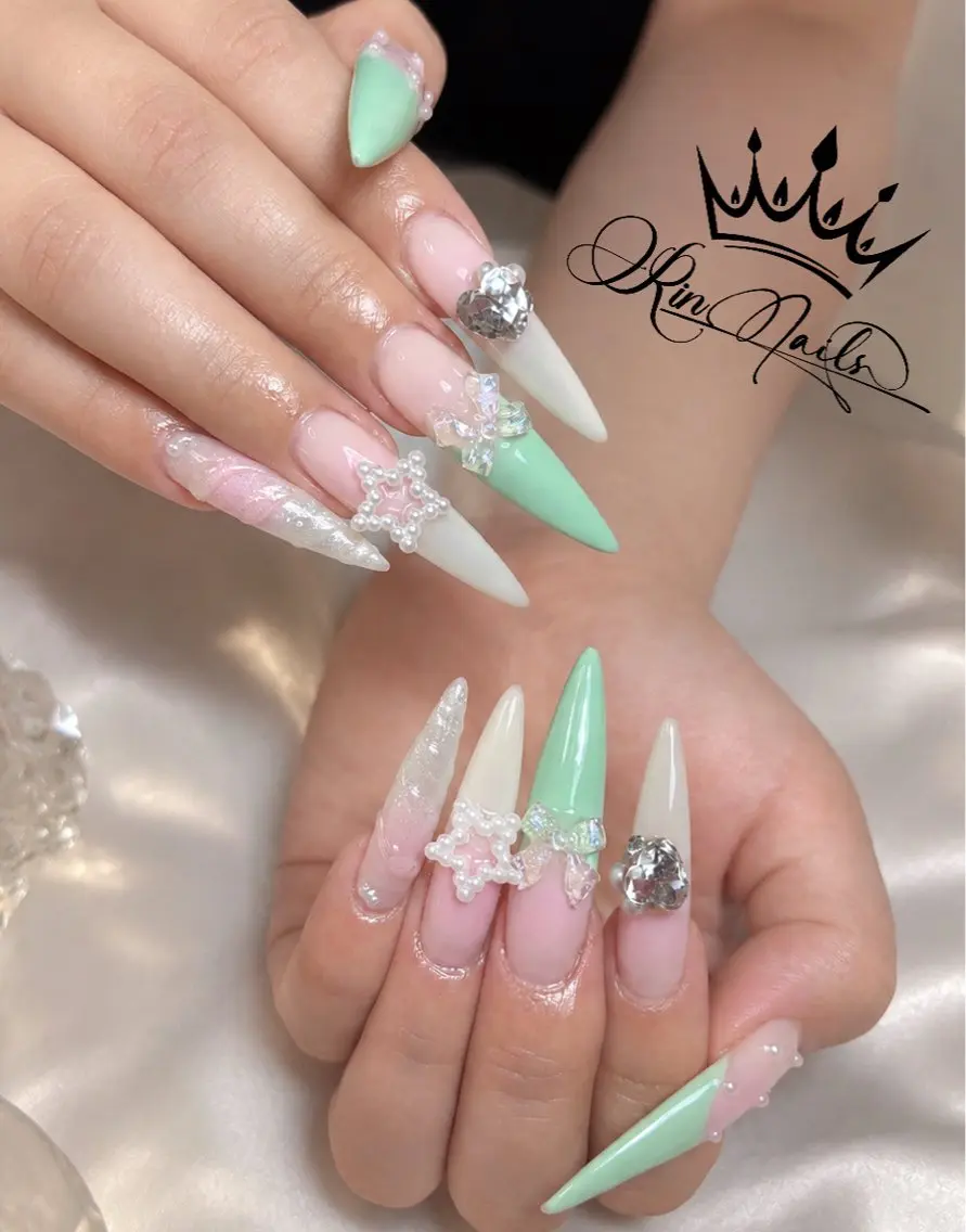 ネイル Rin.nails ネイルサロンのネイルデザイン