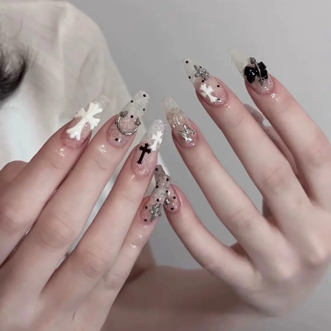 ネイル ハンドネイル Luna Gladeのネイルデザイン