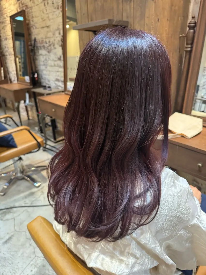ワンカラー+毛先カット✂️✨の写真
