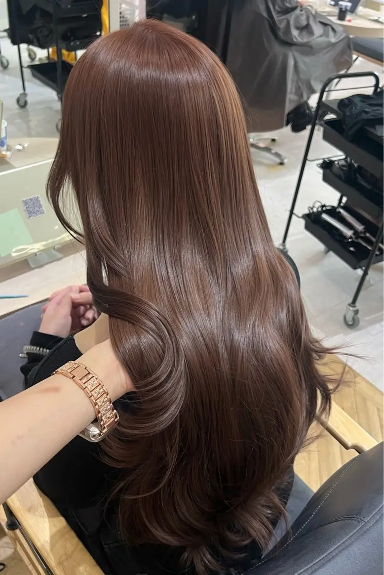 ロング カラー ブラウンカラー 透明感カラー ピンクカラー ピンクブラウン レイヤーカット mona🩵透明感 カラー/ヘアセットのヘアスタイル