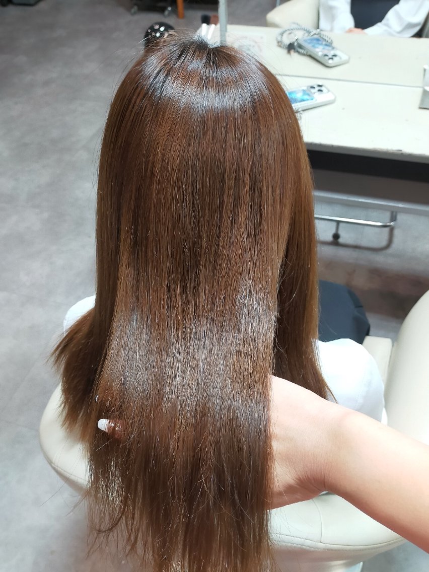 セミロング カット 縮毛矯正 トリートメント SiLO 🎀 𝕂𝕒𝕟𝕟𝕒のヘアスタイル