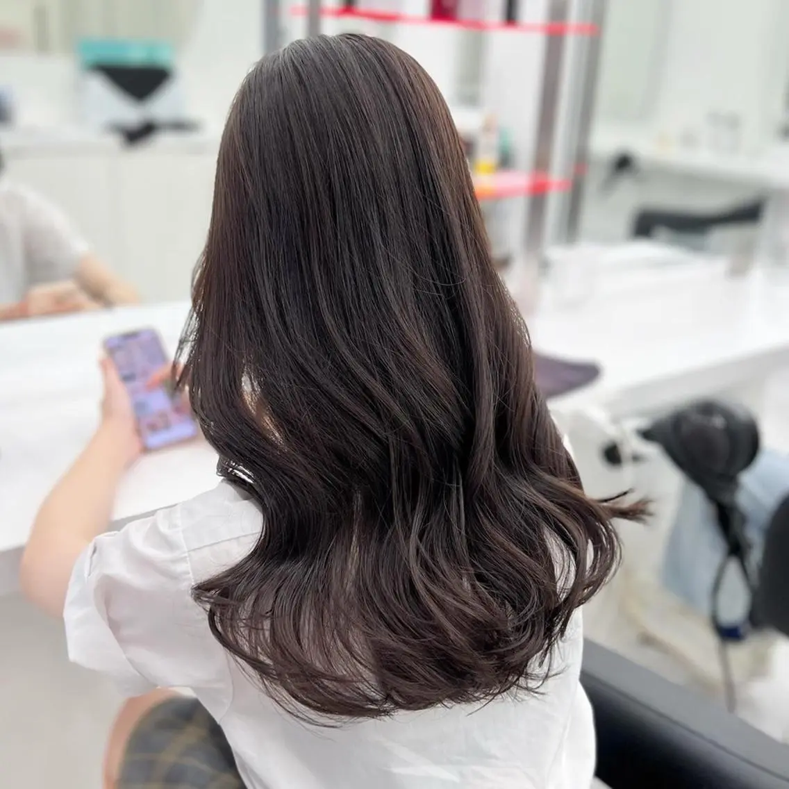 カラー 夏のトレンドヘア🤍 BABY上野のヘアスタイル