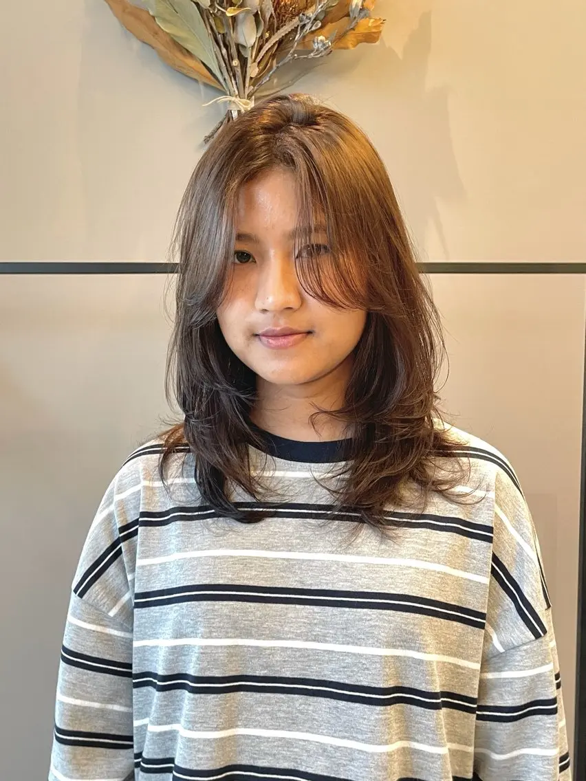 ミディアム カラー ベージュカラー レイヤーカット REINA /nёn/女性限定のヘアスタイル