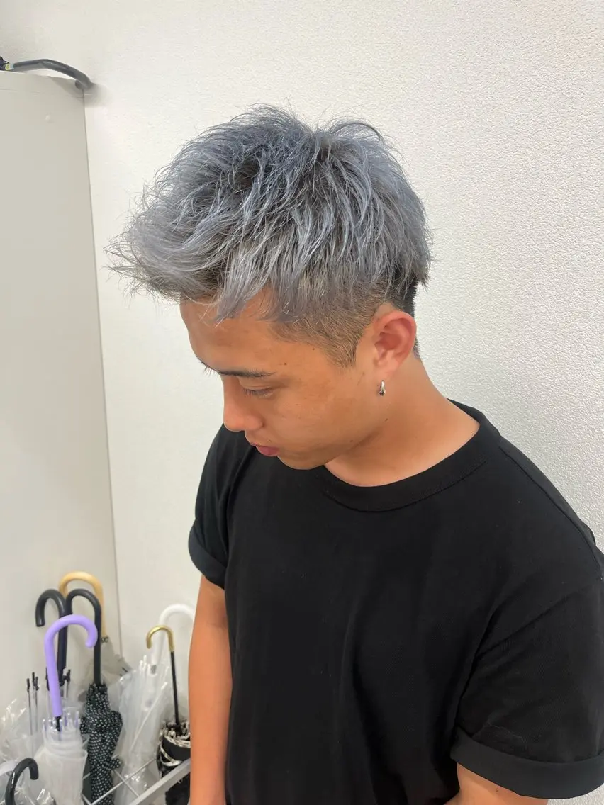 カラー ユイ☆レイヤー/ ブリーチ卒業カラーのヘアスタイル