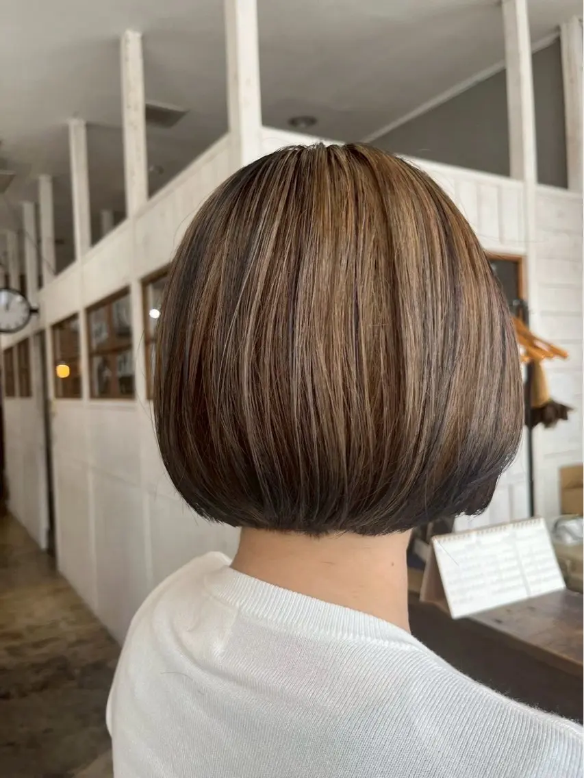 ショート 山口 真里亜のヘアスタイル