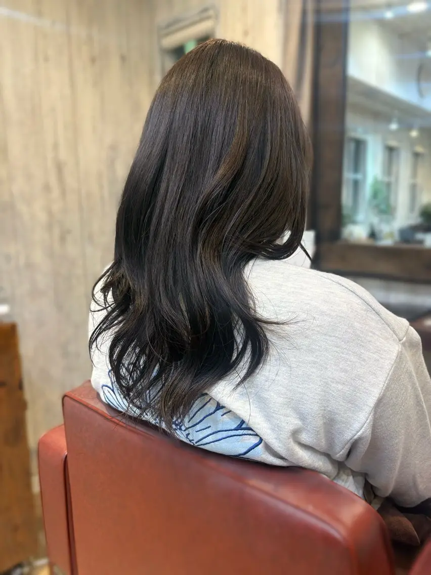 カラー 野口 莉奈のヘアスタイル