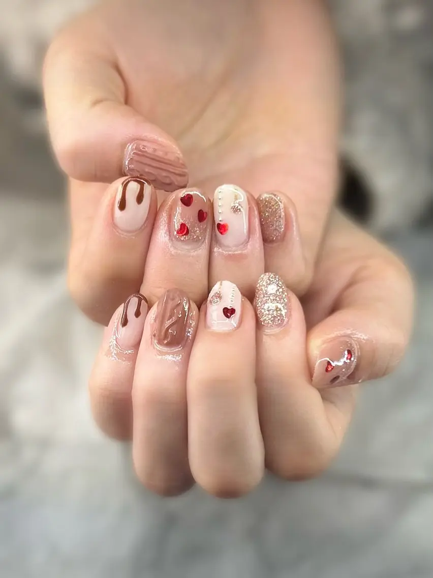 ネイル 持ち込み バレンタイン 長さ出し専門HALE NAIL さとうのネイルデザイン