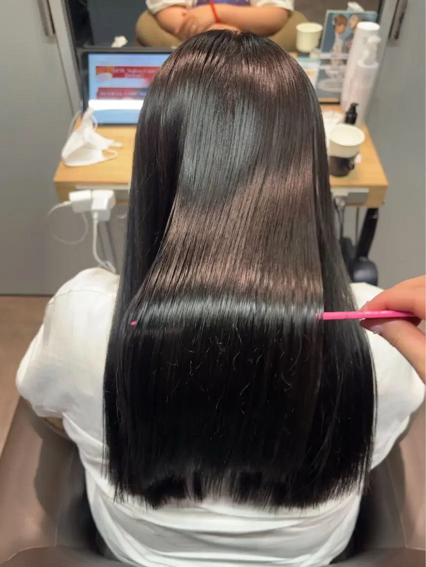 ロング 髪質改善 縮毛矯正 縮毛矯正 🎀縮毛矯正.暗髪 .艶髪🩶ちひろのヘアスタイル
